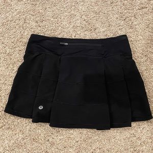 Lululemon Pace Rival tennis skirt, size 4, color black.